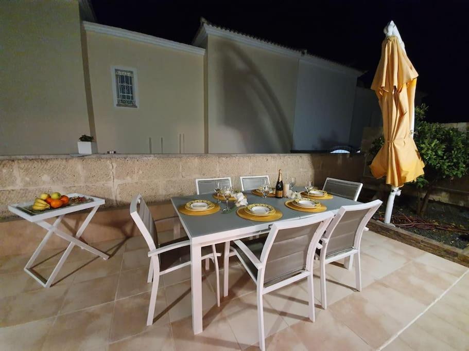 Villa Vanesa Luxury Private Villa With A Heated Pool, 4 Bedrooms And 4 Bathrooms Адехе Экстерьер фото